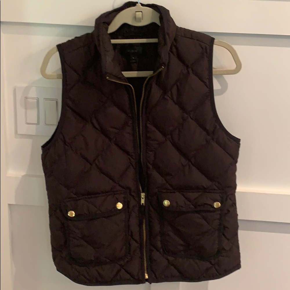 Women’s j crew quilted black vest